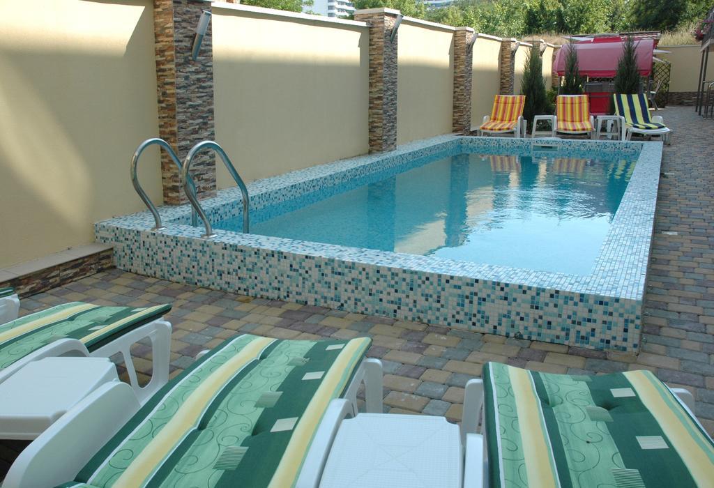 Villa Panama Odesa Exterior photo